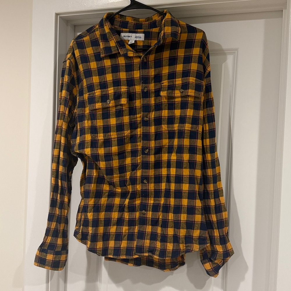 Old Navy Yellow and Black Plaid Casual Button Down Shirt